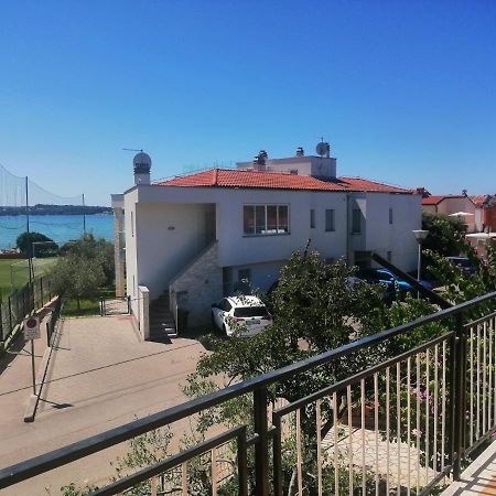 Apartment Vera, 80 M From The Sea Novigrad Istria Eksteriør billede