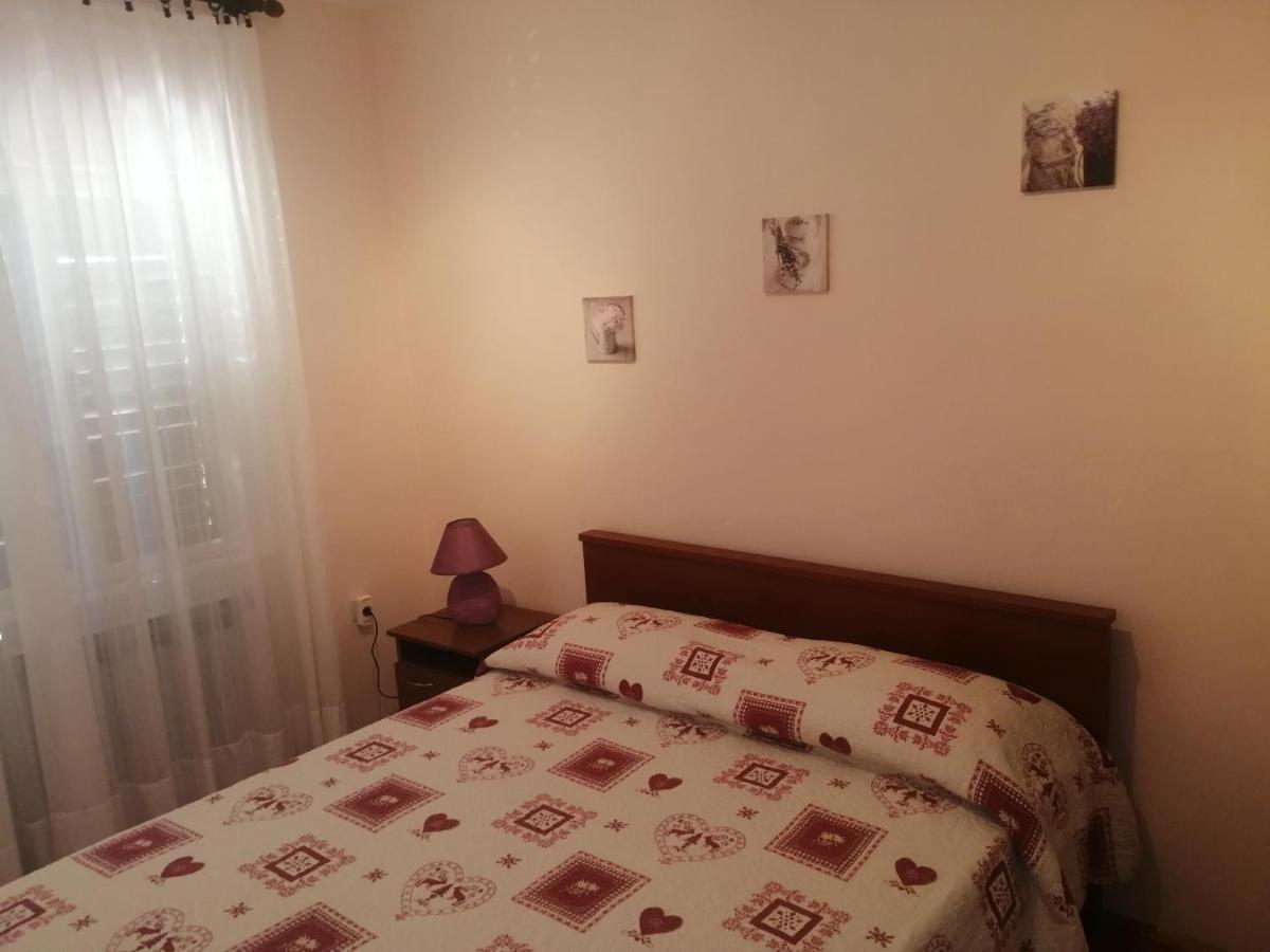 Apartment Vera, 80 M From The Sea Novigrad Istria Eksteriør billede